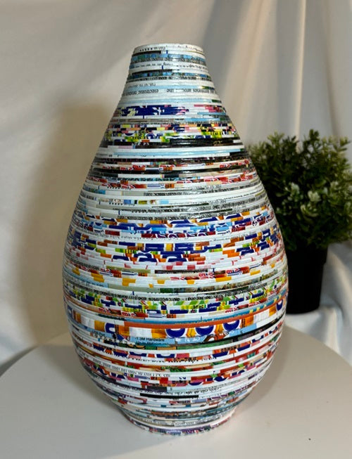 Paper Art Rolled Magazine Paper Tramp Style Abstract Vase